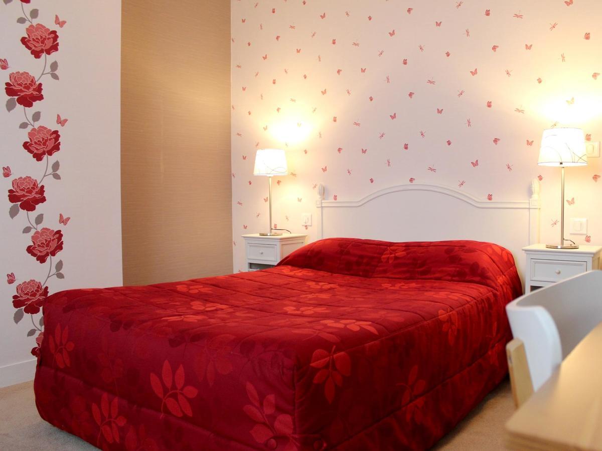 Hotel Les Aubepines Illiers-Combray Zewnętrze zdjęcie