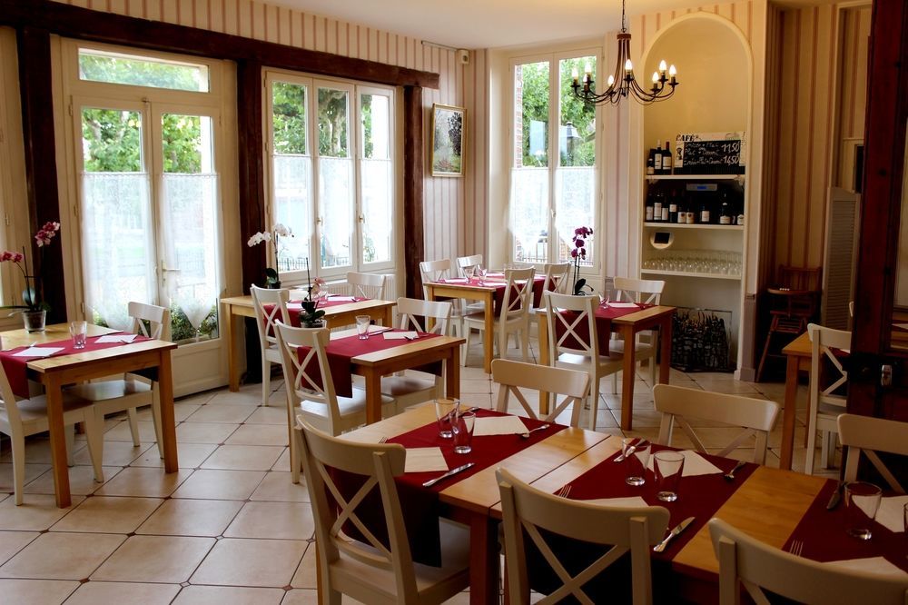 Hotel Les Aubepines Illiers-Combray Zewnętrze zdjęcie